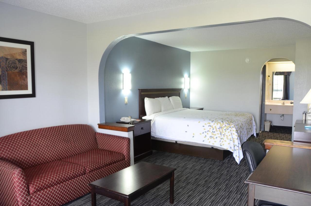 Inn Gateway Clarksville